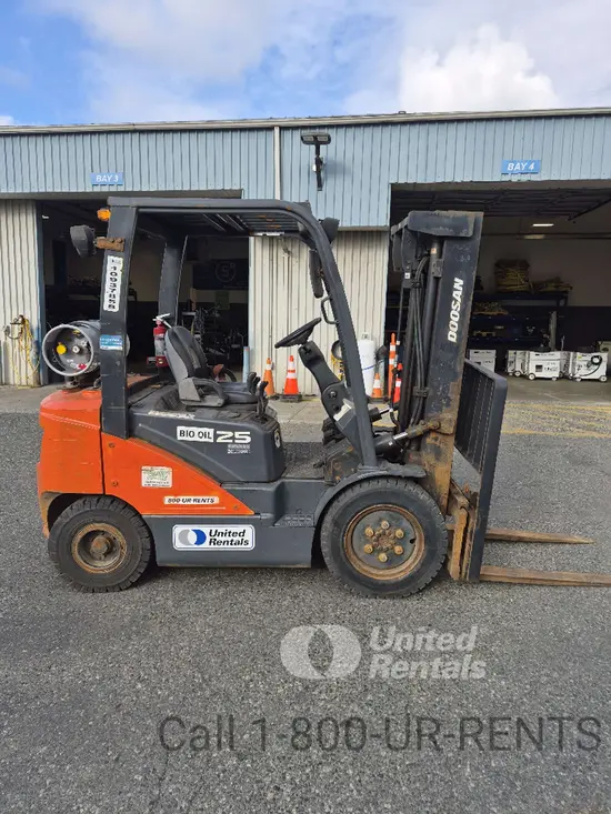 2019 Doosan G25P-7DF Warehouse Forklift