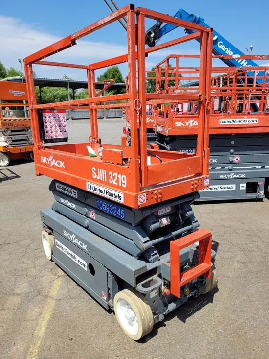 2017 Skyjack SJIII3219 Scissor Lift
