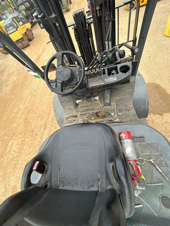 2019 Toyota 8FD35U Warehouse Forklift