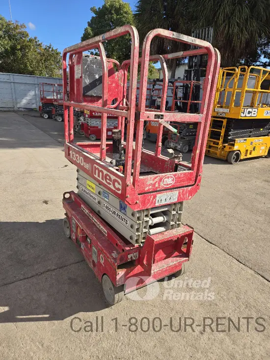 2017 MEC 1330SE Scissor Lift