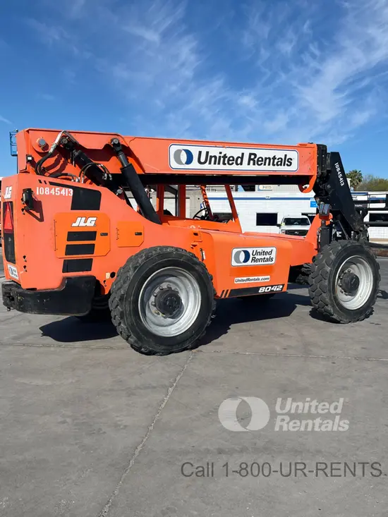 2018 SKYTRAK 8042 Forklift