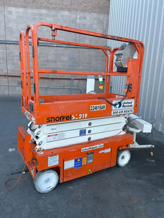 2019 Snorkel S3219E Scissor Lift