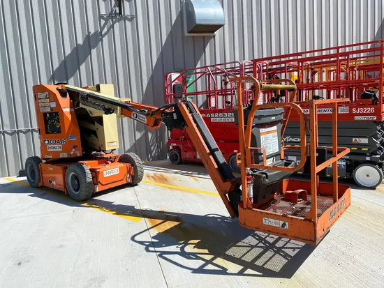 2017 JLG E300AJP Articulating Boom Lift