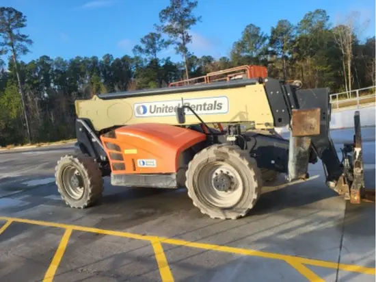 2019 JLG 1055 Forklift