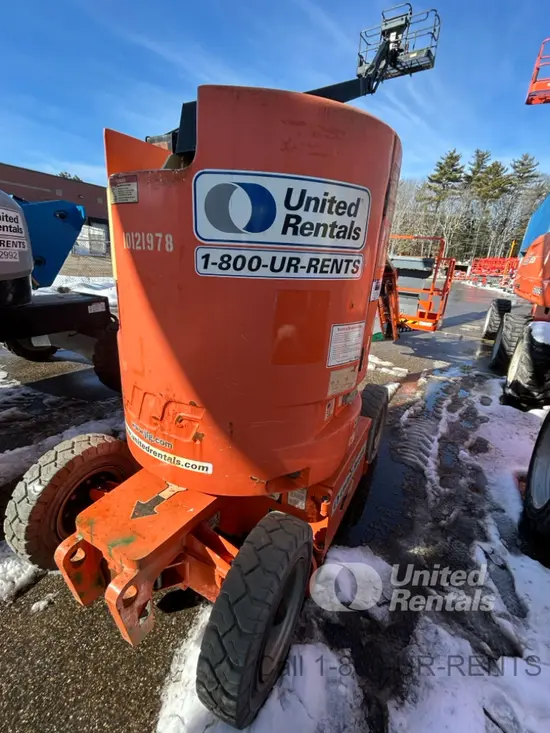 2013 JLG E300AJP Articulating Boom Lift