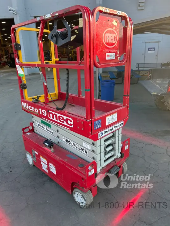2022 MEC MICRO 19 Scissor Lift