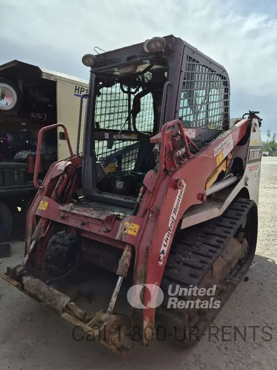 2022 Takeuchi TL8R2-CR Track Loader