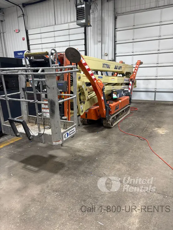 2019 JLG X770AJ Atrium Lift