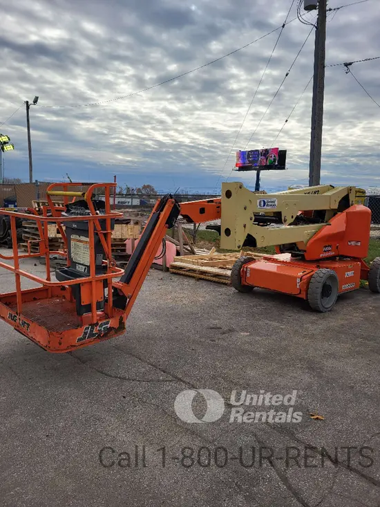 2017 JLG E450AJ Articulating Boom Lift