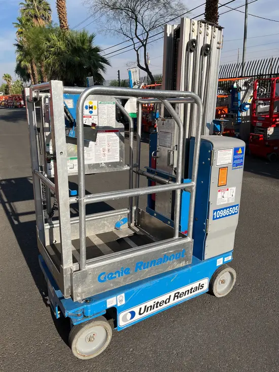 2019 Genie GR-20 Self-Propelled One-Person Lift