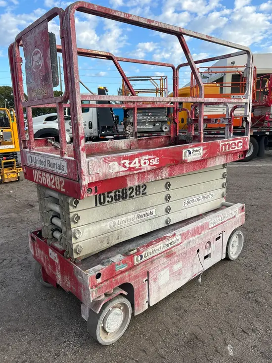 2017 MEC 3346SE Scissor Lift