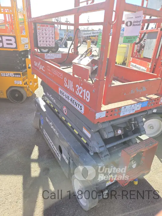 2017 Skyjack SJIII3219 Scissor Lift