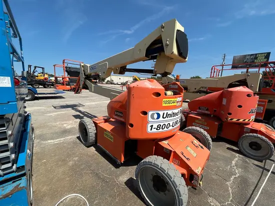 2017 JLG E450AJ Articulating Boom Lift