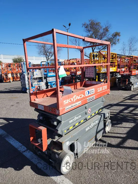 2019 Skyjack SJIII3219 Scissor Lift