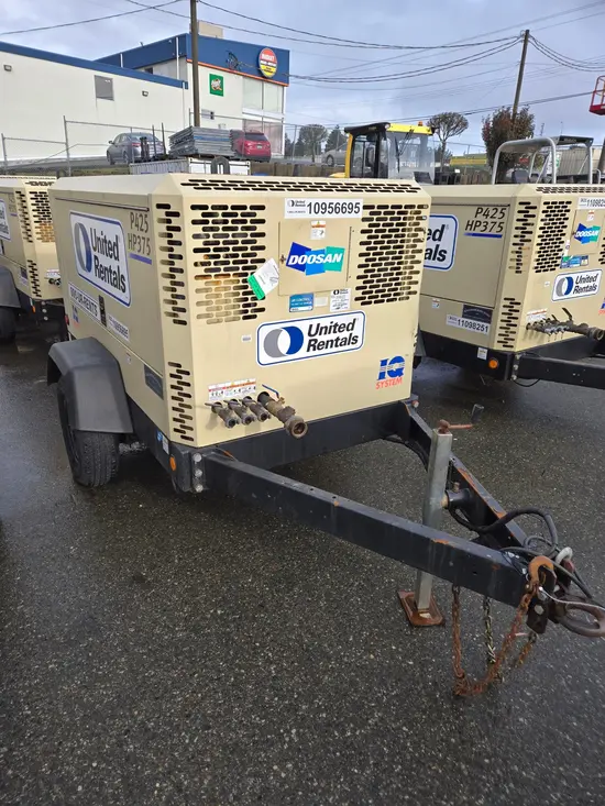 2019 Doosan P425/HP375EXT4I Air Compressor