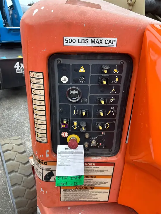 2013 JLG E450AJ Articulating Boom Lift