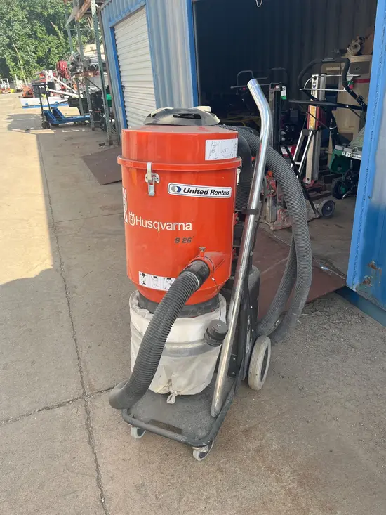 2018 Husqvarna T10000 Vacuum