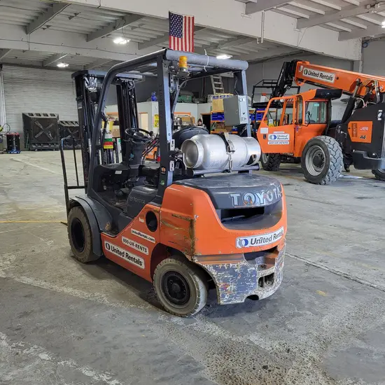 2020 Toyota 8FGU25 Warehouse Forklift