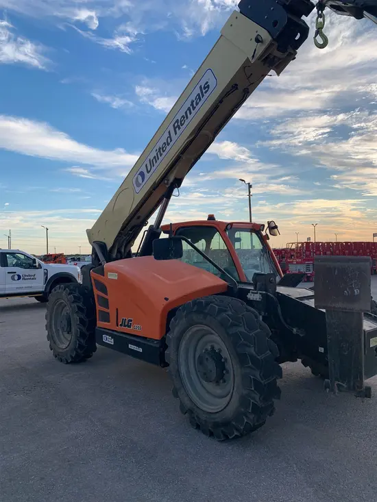 2019 JLG 1255 Forklift