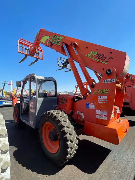 2017 XTREME XR1055 Forklift
