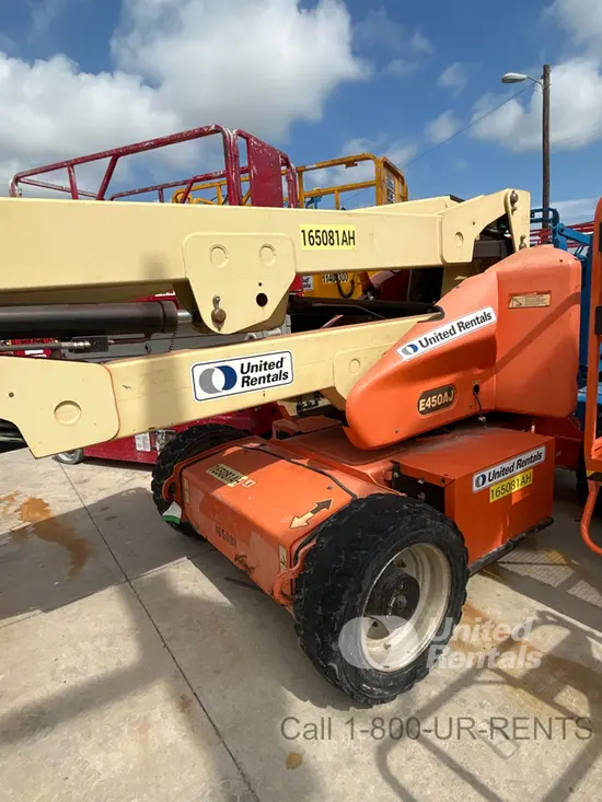 2016 JLG E450AJ Articulating Boom Lift