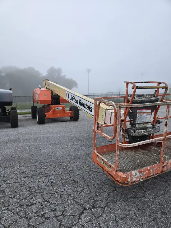 2017 JLG 800S Boom Lift