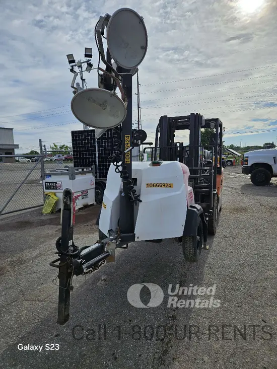 2017 Magnum Pro MLT6SM Portable Light Tower