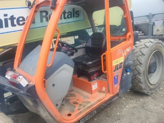 2019 JLG 1055 Forklift