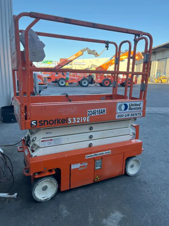 2019 Snorkel S3219E Scissor Lift