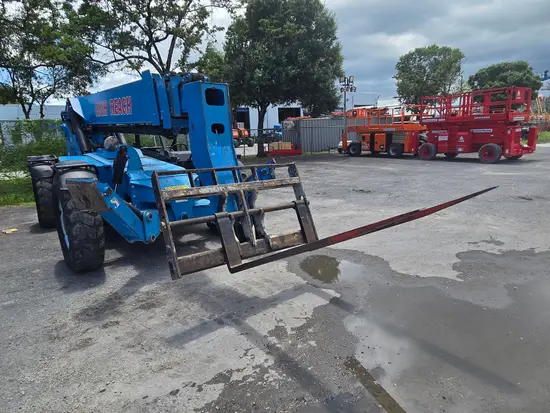 2016 Genie GTH-1056 Forklift