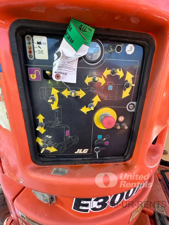 2013 JLG E300AJP Articulating Boom Lift
