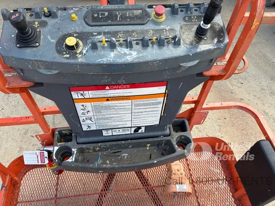 2014 JLG E450AJ Articulating Boom Lift