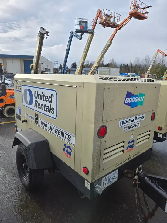 2019 Doosan P425/HP375EXT4I Air Compressor