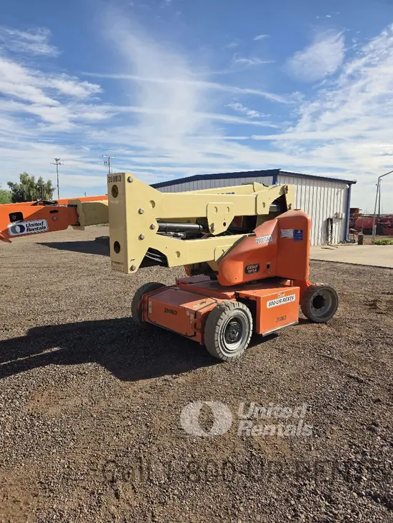 2018 JLG E400AJPN Articulating Boom Lift