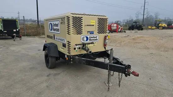 2021 Doosan P425/HP375WCUT4 Air Compressor