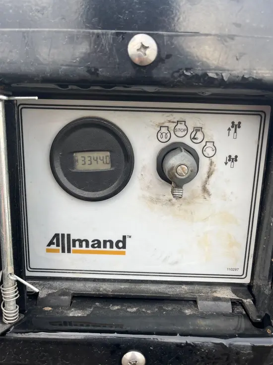 2020 Allmand NLV-K1005 Portable Work Light