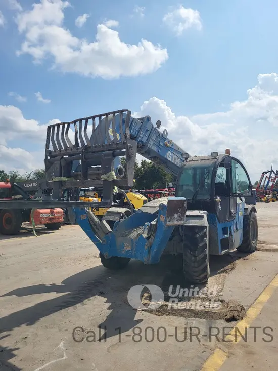 2018 Genie GTH-1256 Forklift