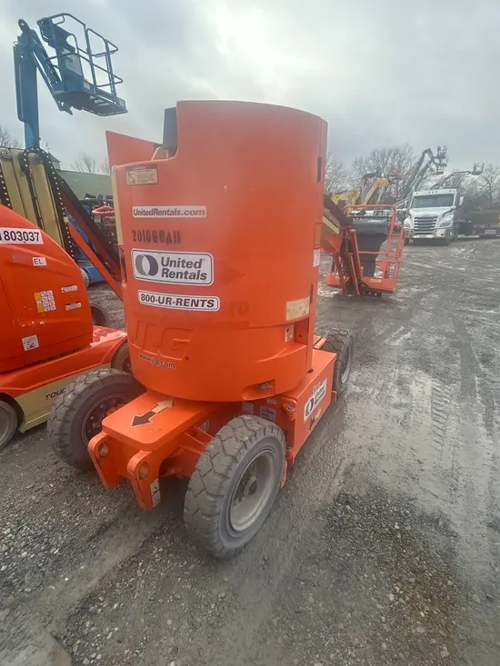 2018 JLG E300AJP Articulating Boom Lift