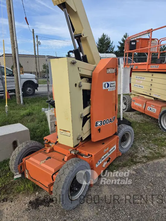 2018 JLG E300AJP Articulating Boom Lift