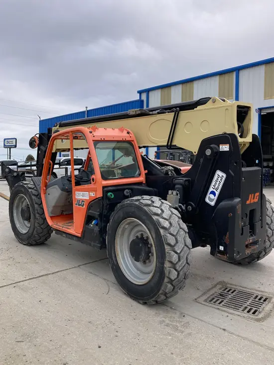 2018 JLG 1043 Forklift