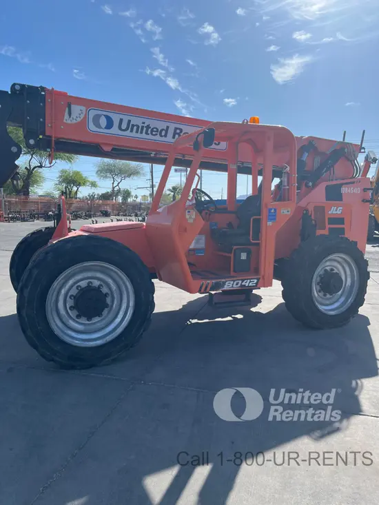 2018 SKYTRAK 8042 Forklift