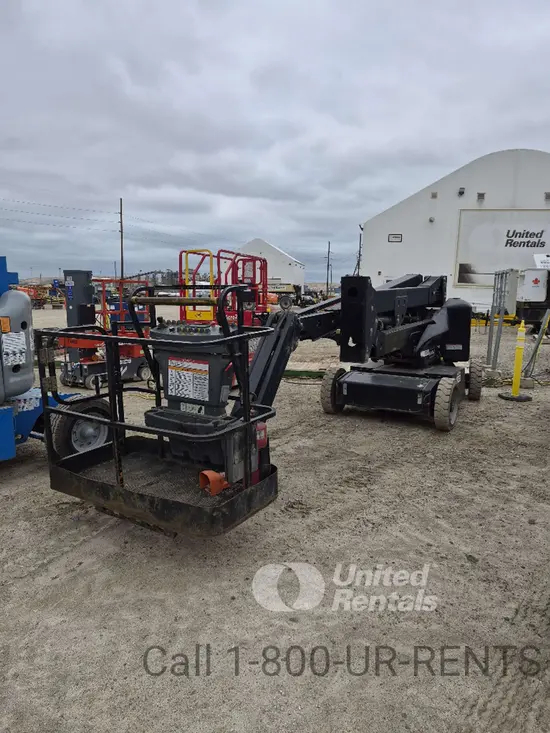 2018 JLG E450AJ Articulating Boom Lift