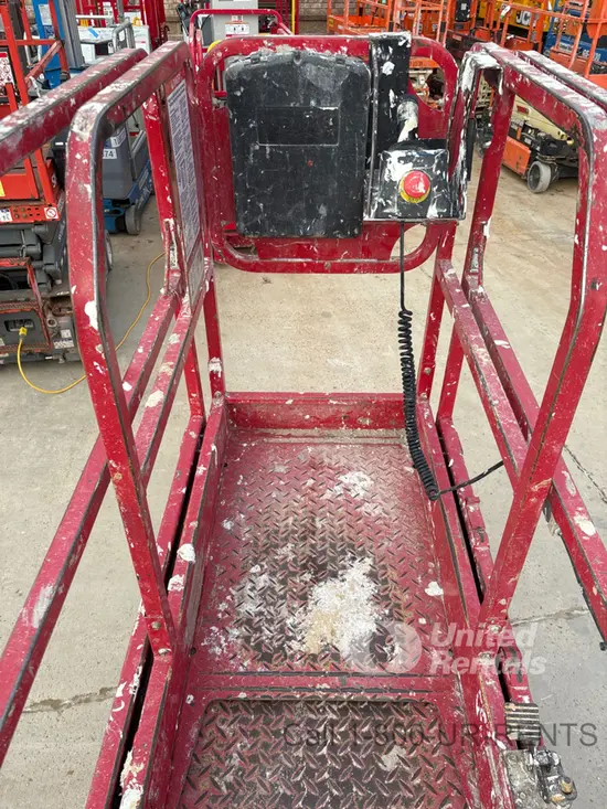 2019 MEC MICRO 19 Scissor Lift