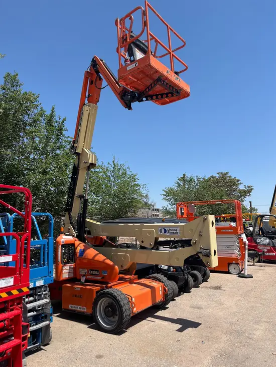 2016 JLG E450AJ Articulating Boom Lift