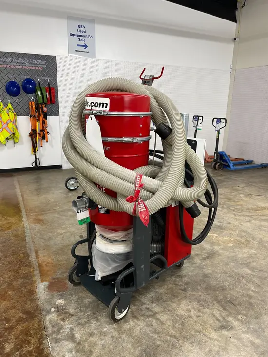 2021 Blastrac BDC-33 Vacuum