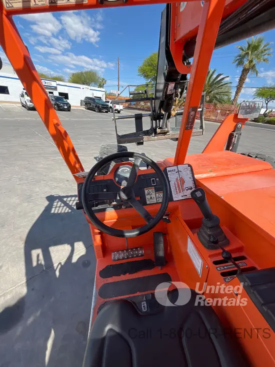 2019 SKYTRAK 8042 Forklift