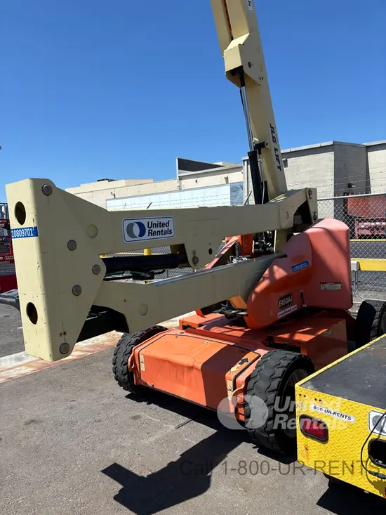 2018 JLG E450AJ Articulating Boom Lift