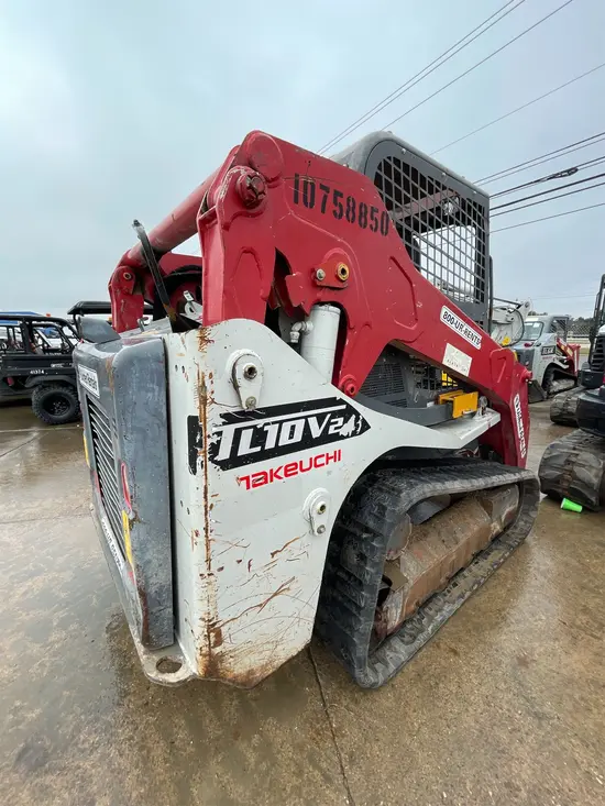 2018 Takeuchi TL10V2-R Track Loader