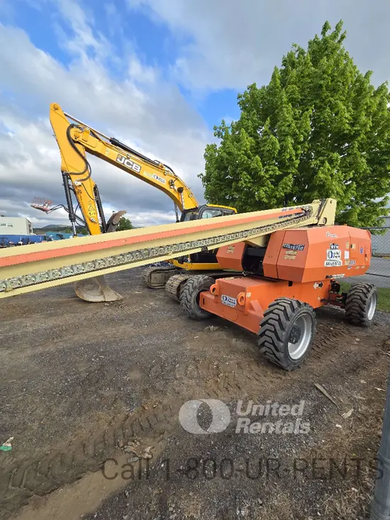 2018 JLG 800S Boom Lift