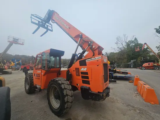 2017 SKYTRAK 10054 Forklift